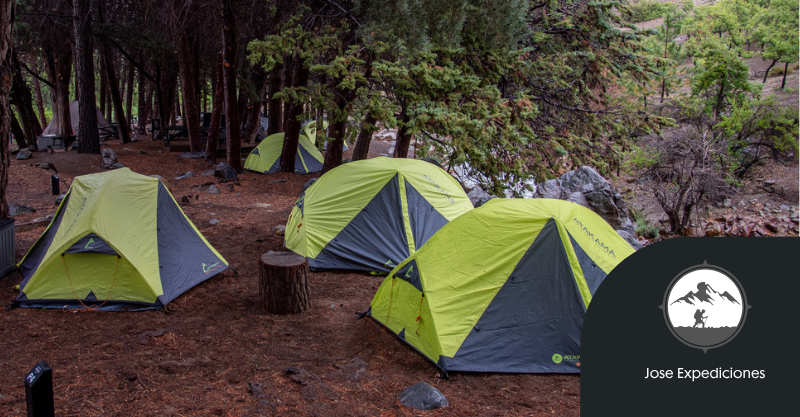 Camping 1.000 estrellas, y un trekking de casi 100 años