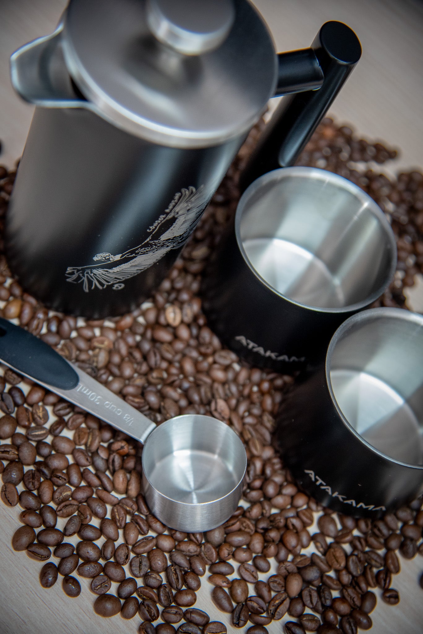 Set Cafetera + 2 vasos Térmicos Cóndor Andino Negro 350 ml