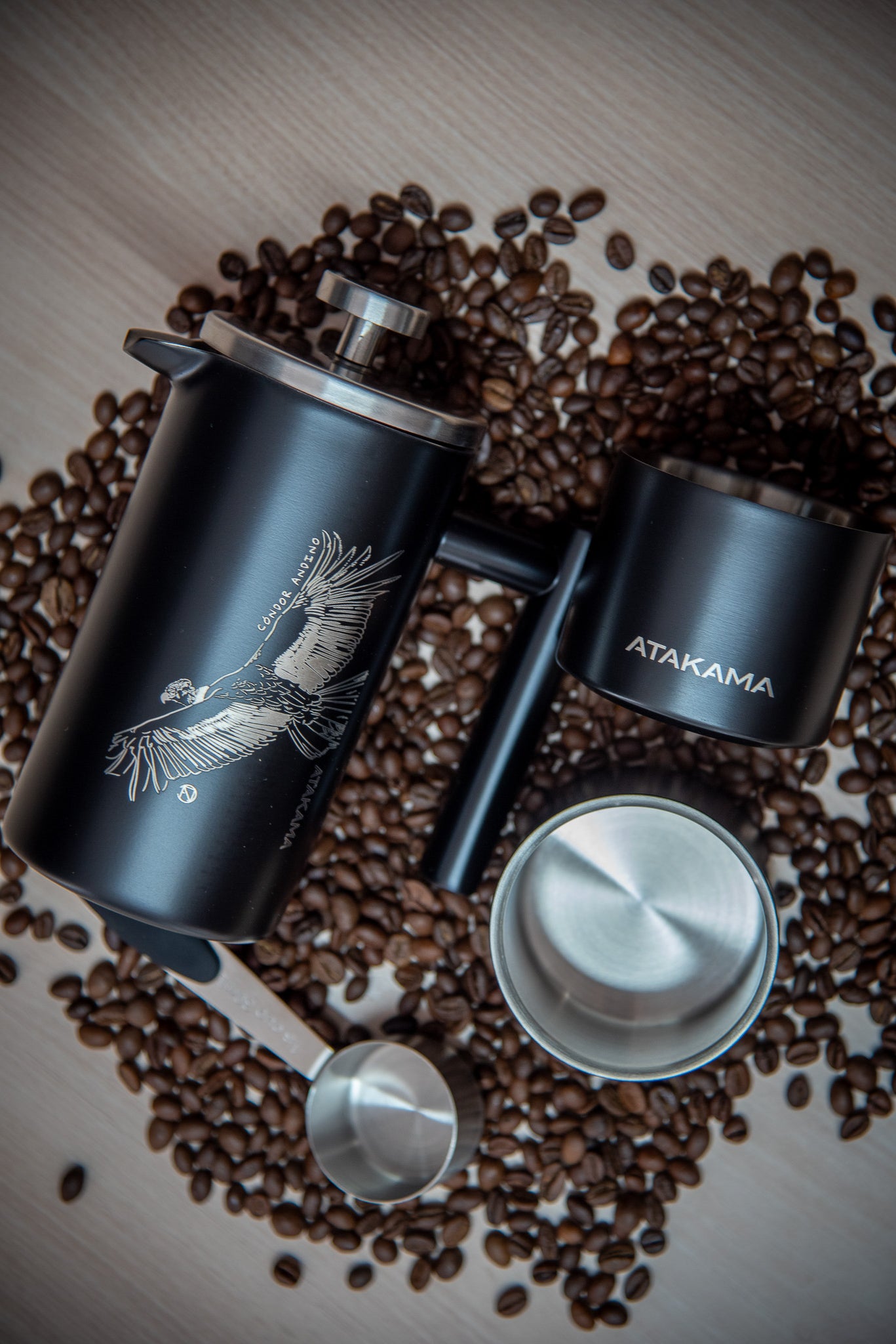 Set Cafetera + 2 vasos Térmicos Cóndor Andino Negro 350 ml