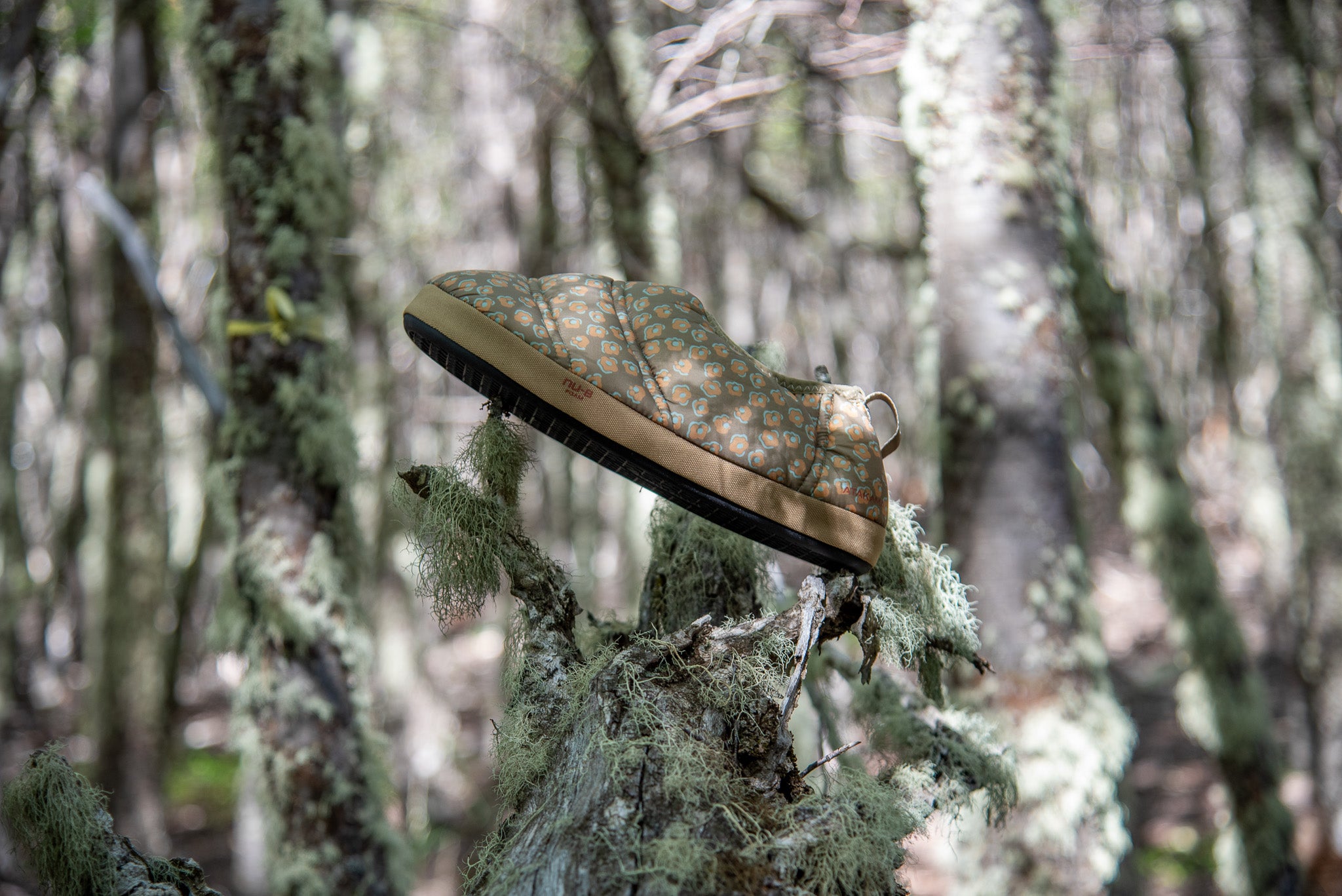Pantuflas térmicas Futaleufú Nu-B Foam Print Flores Verde