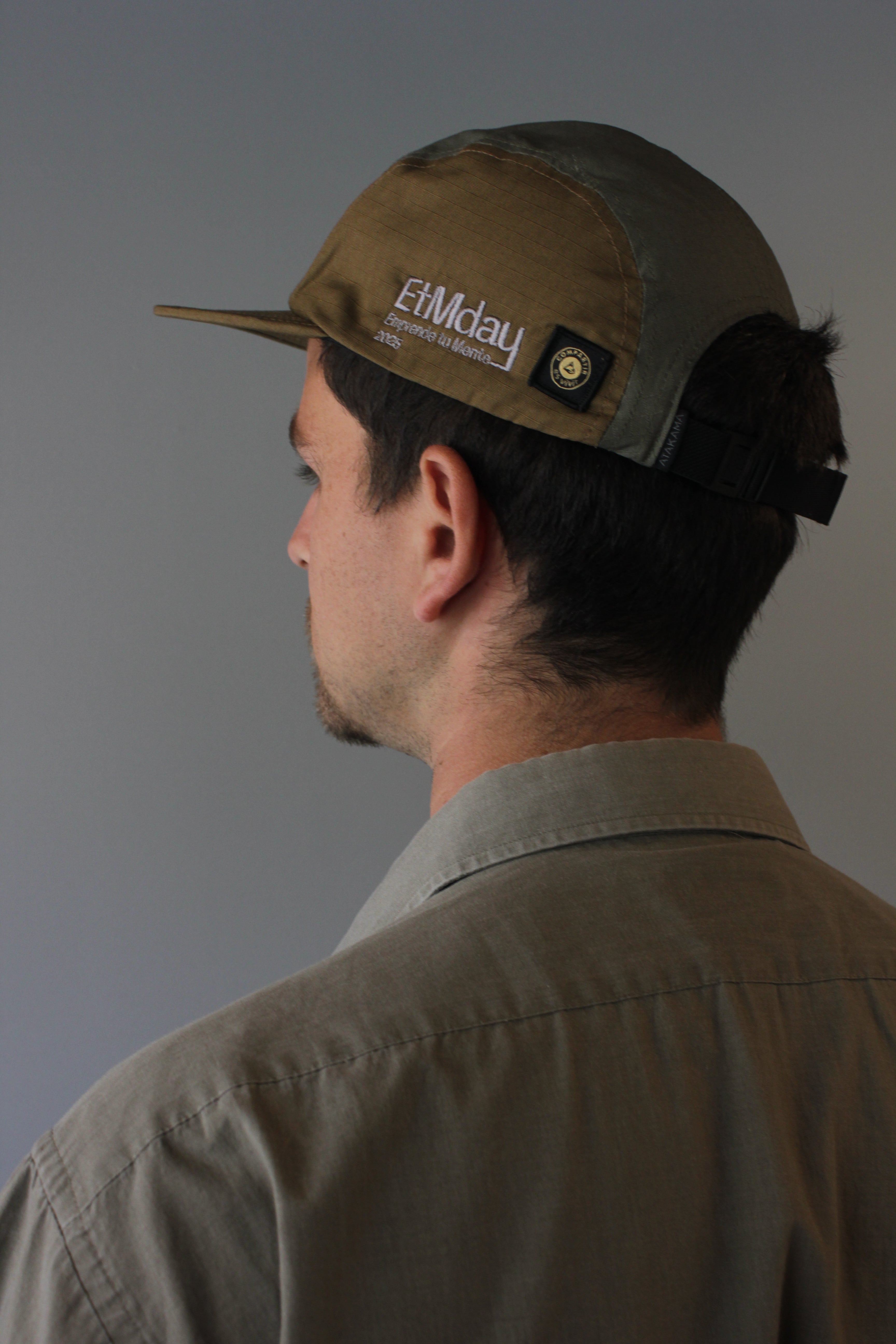 BRANDING ETMDAY Jockey Five panel Puelo Café/Gris