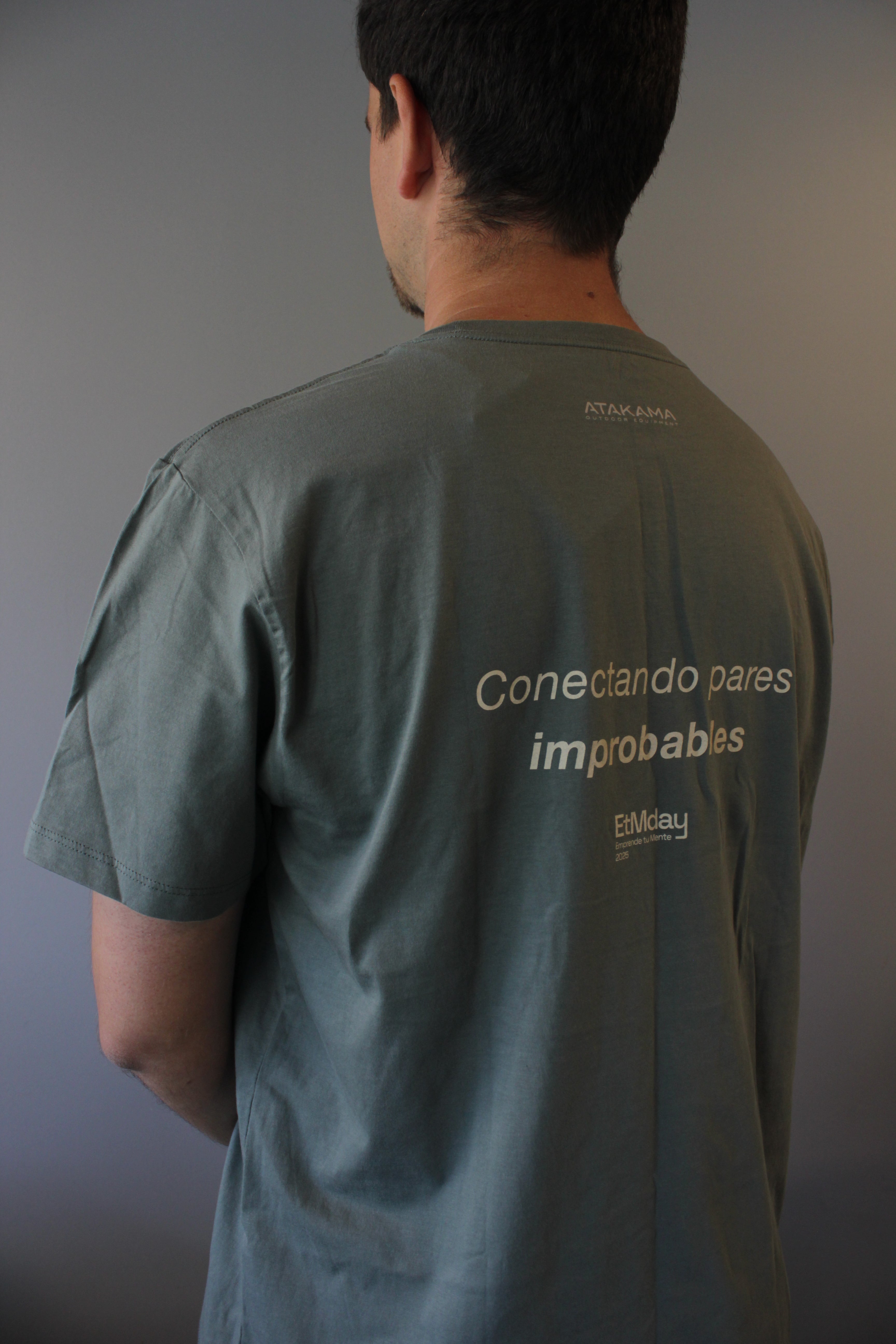 BRANDING ETMDAY Polera Cuernos del Paine manga corta hombre Verde