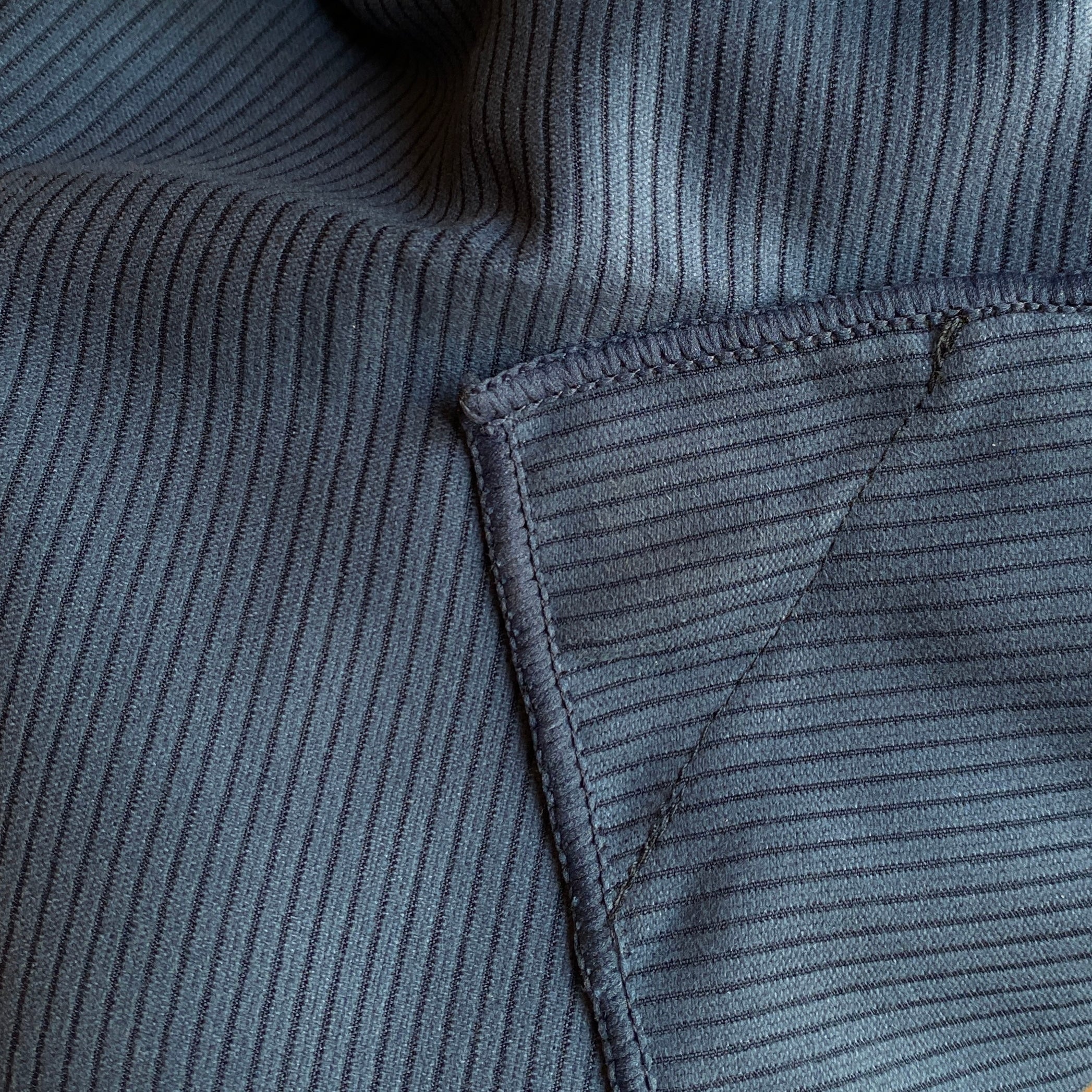 Toalla Microfibra Maullín XL con Imán Azul Marino