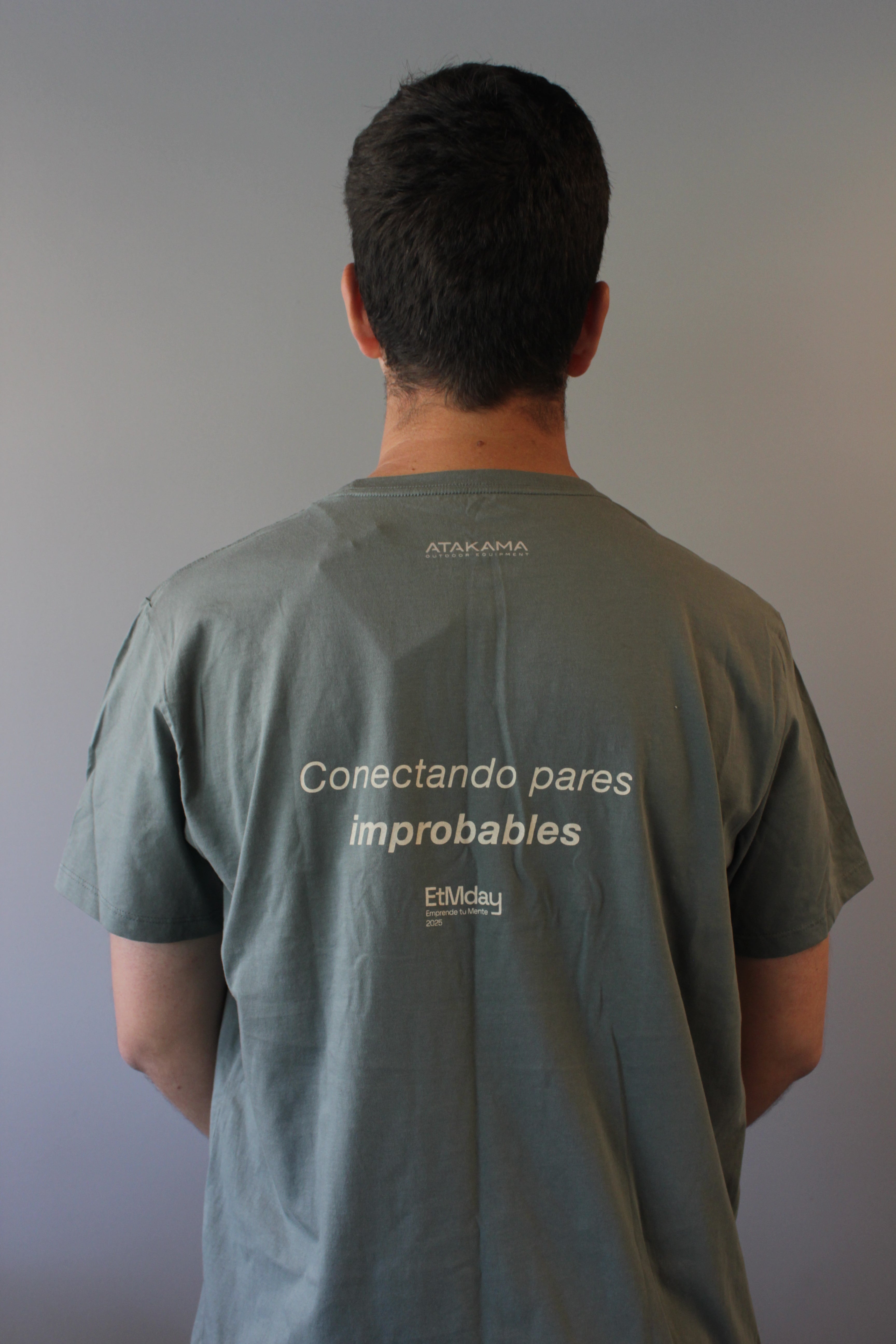 BRANDING ETMDAY Polera Cuernos del Paine manga corta hombre Verde