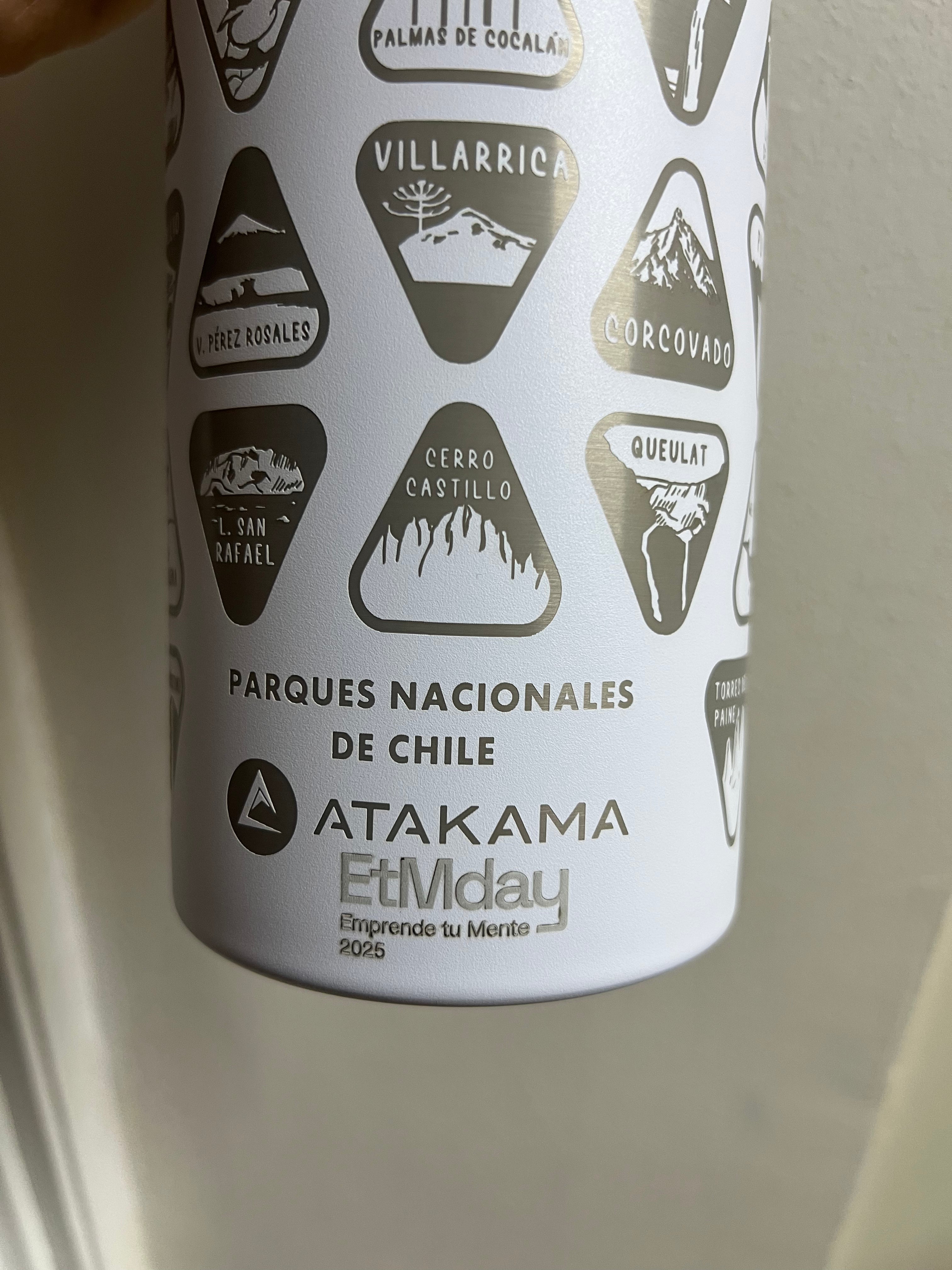 BRANDING ETMDAY Botella térmica Parques Nacionales coleccionables 1 lt 🇨🇱 ETMDAY