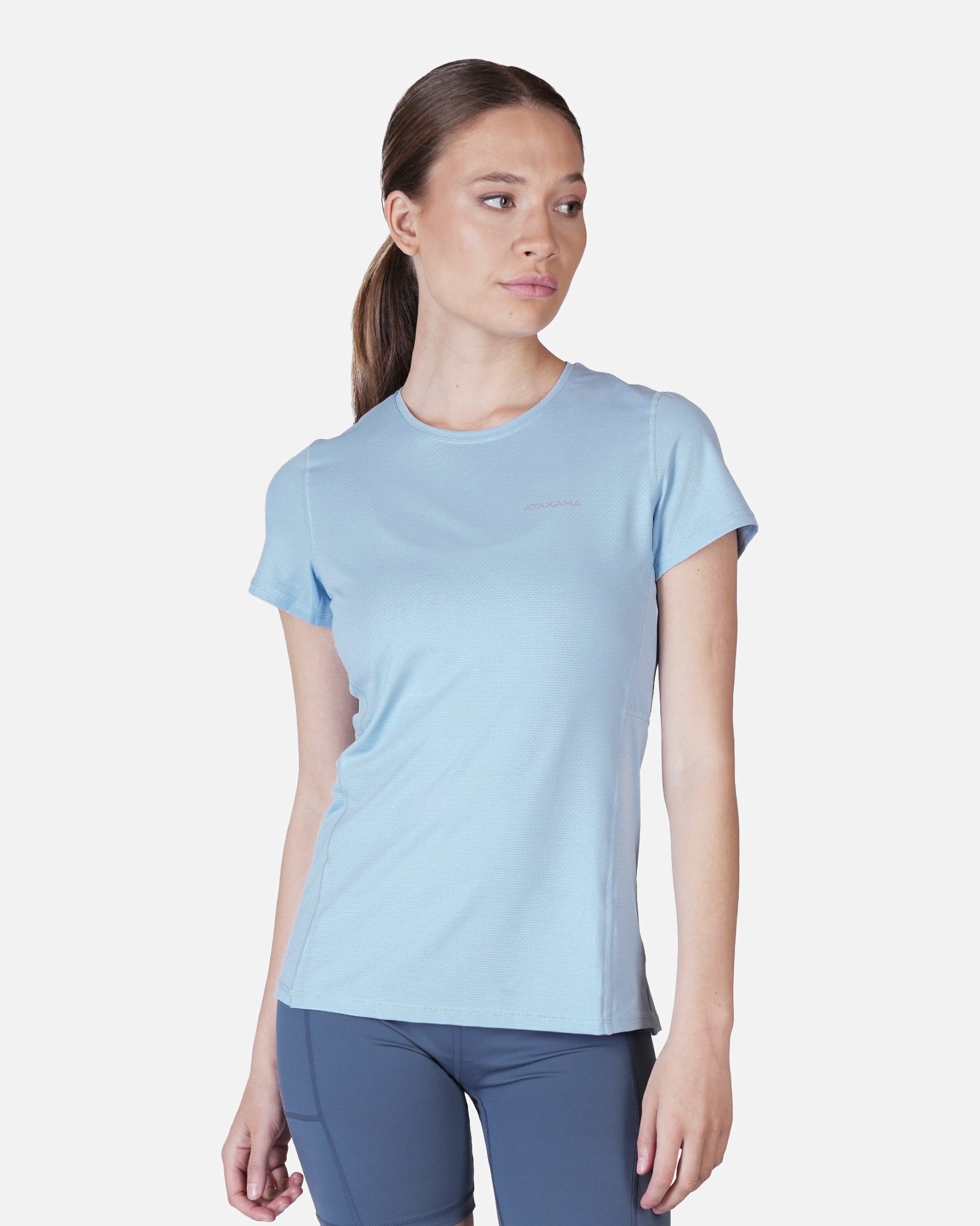 Polera Deportiva Mujer Dinámica Dry Core Celeste - Atakama Outdoor