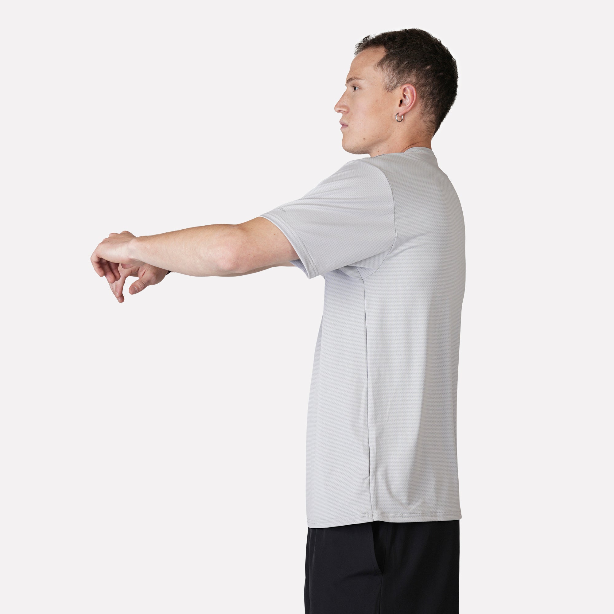 Polera deportiva Hombre Dinámica Dry Core Gris